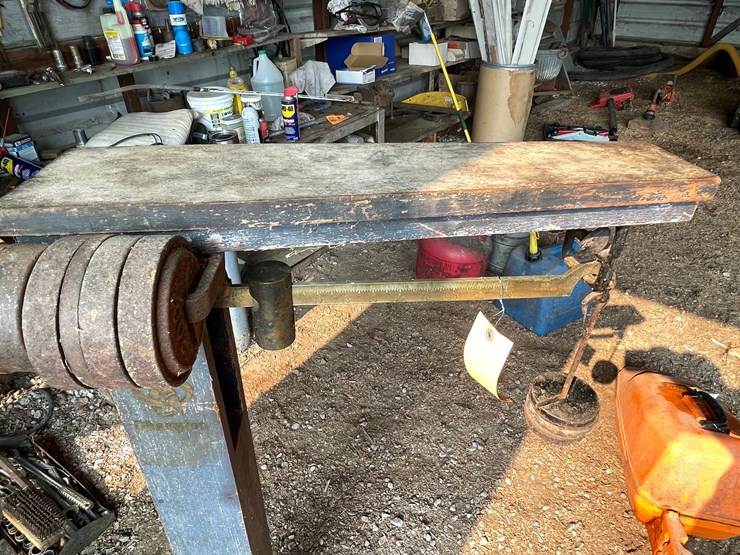 #2302-•-champion-5984-platform-scale-image-4