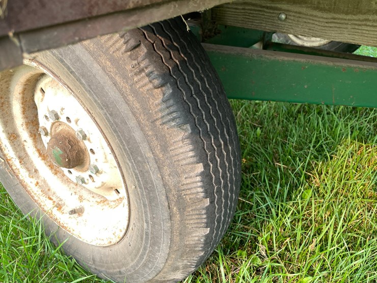 #2268-•-16'-hay-wagon-image-11