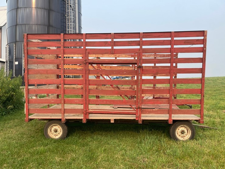 #2268-•-16'-hay-wagon-image-4