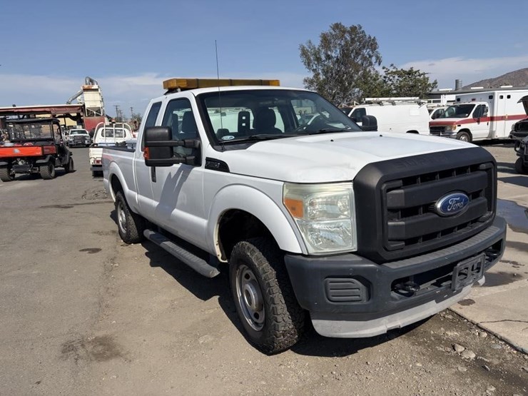 2011-ford-f250-image-2