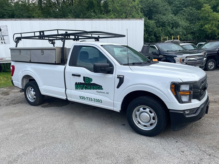 2023-ford-f150-xl-image-4