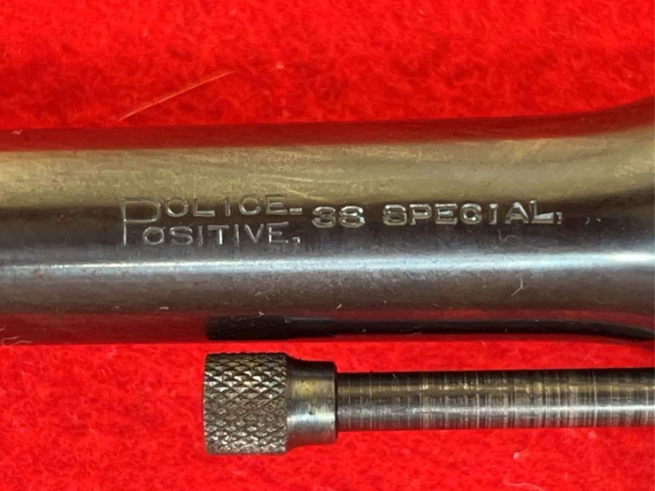 colt-police-positive-.38-special-da-revolver-image-12