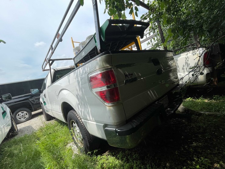 2014-ford-f150-xl-image-7