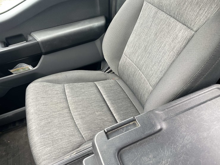 2023-ford-f150-xl-image-53