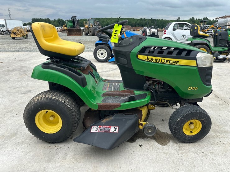 john-deere-d110-image-6
