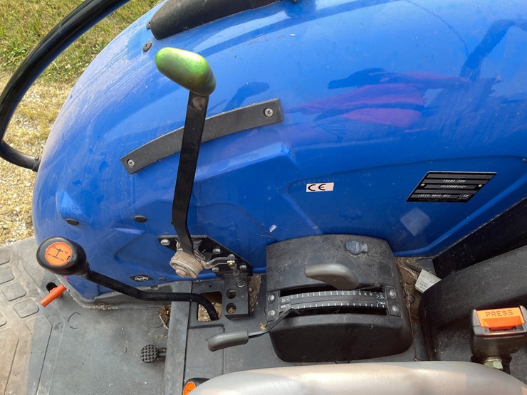 2004-new-holland-tn60a-image-15