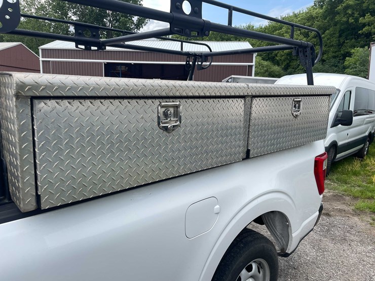 2023-ford-f150-xl-image-80