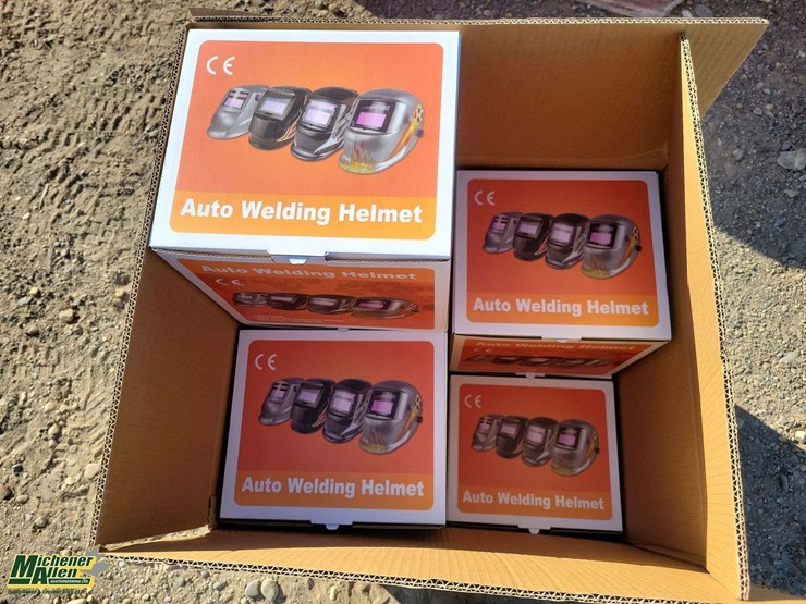 box-of-auto-welding-helmet-8pcs-unused-image-2