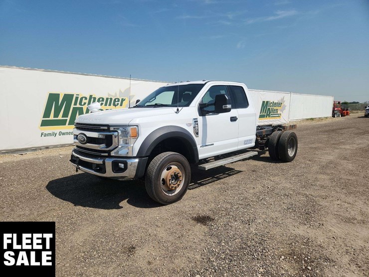 2022-ford-f550-image-1