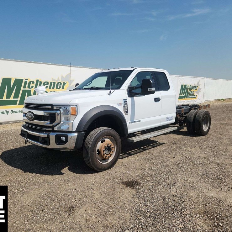 2022 FORD F550