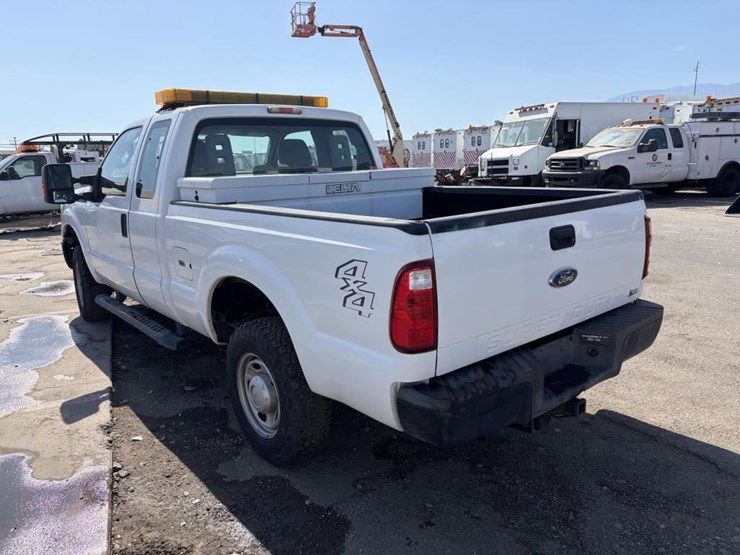 2011-ford-f250-image-4