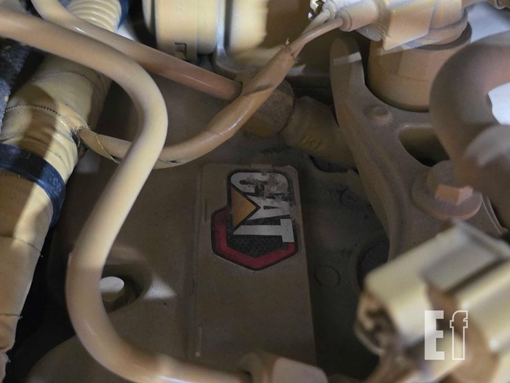 2025-caterpillar-255-image-26