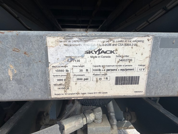 2014-skyjack-sj7135rt-image-6