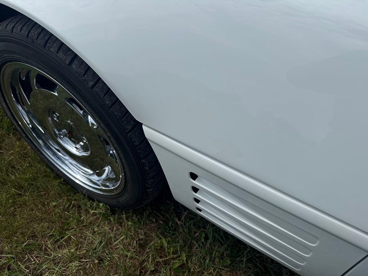 1992-chevrolet-corvette-image-29