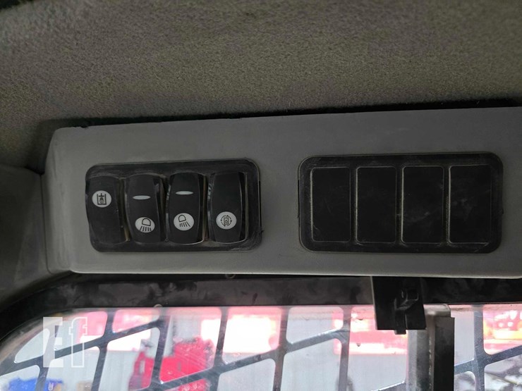 2018-caterpillar-289d-image-20