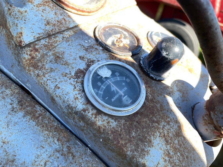 ford-850-image-32
