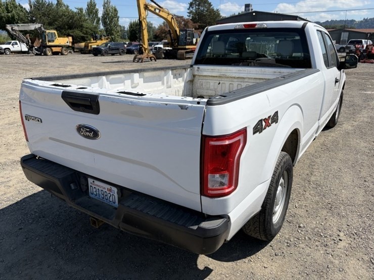 2017-ford-f150-image-4