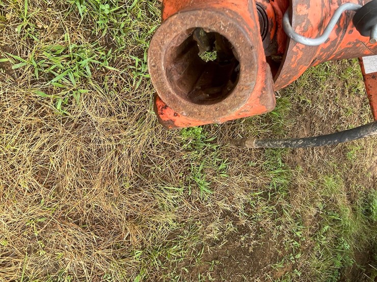 hesston-5500-image-29