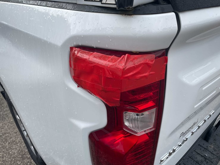 2020-chevrolet-1500-image-31
