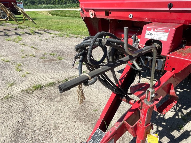 case-ih-rbx561-image-25