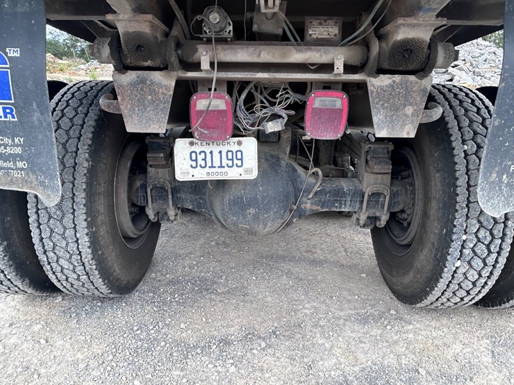 2016-western-star-4700-image-22
