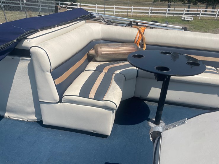 #5803-•-1998-weeres-pontoon-fisherman-deluxe-(sells-bill-of-sale)-image-10