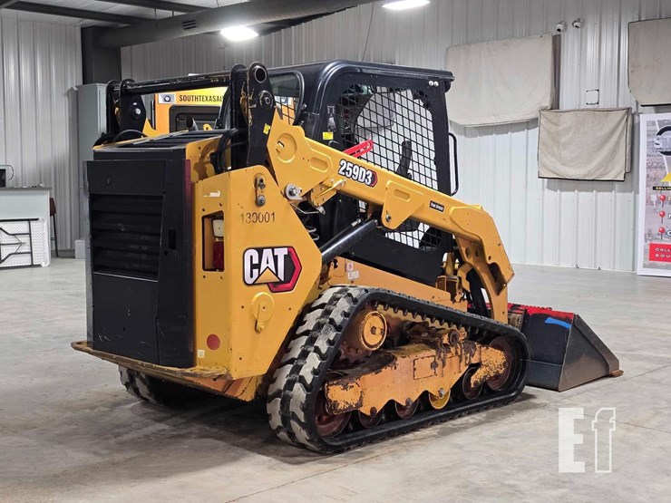 2022-caterpillar-259d3-image-3