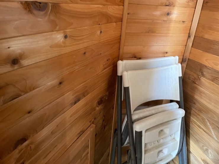#5838-•-2013-ice-castle-ice-house-(sells-with-paperwork-to-obtain-title)-image-45