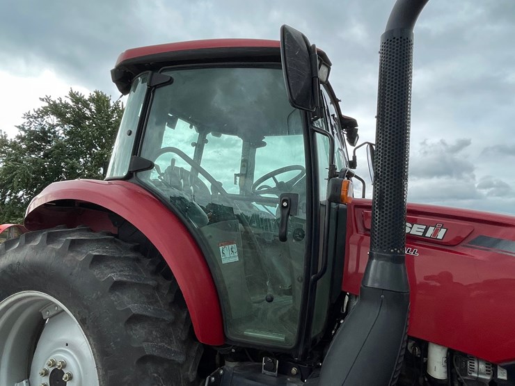 #999-•-case-ih-140a-tractor-with-cab-image-25