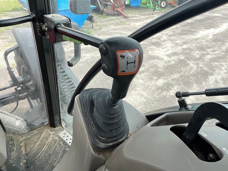 #999-•-case-ih-140a-tractor-with-cab-image-41