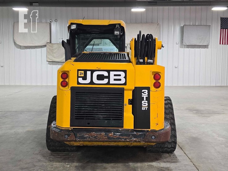 2021-jcb-3ts-8t-image-8