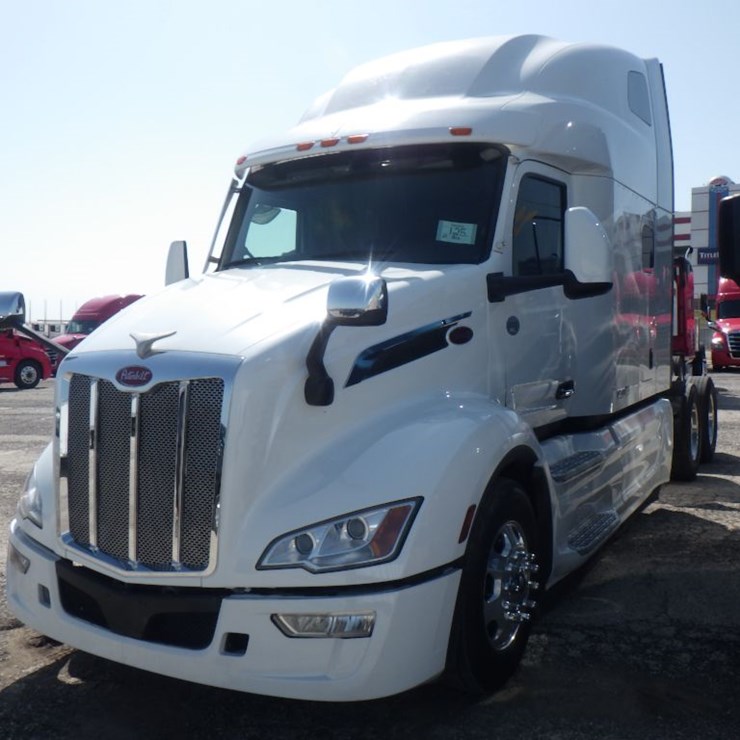 2024 PETERBILT 579