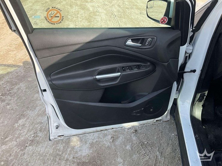 2013-ford-escape-image-9