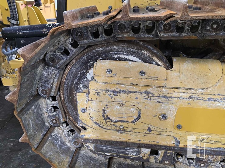 2022-caterpillar-d3-image-26