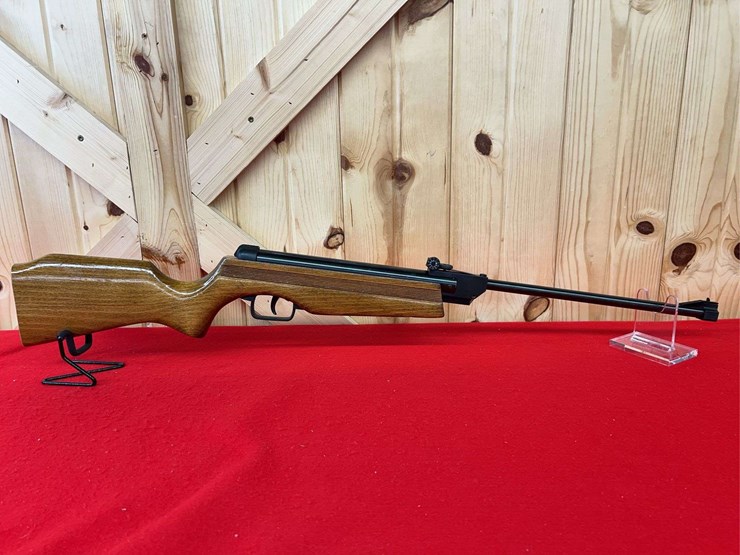 daisy-model-120-.177-caliber-pump-air-rifle-image-3