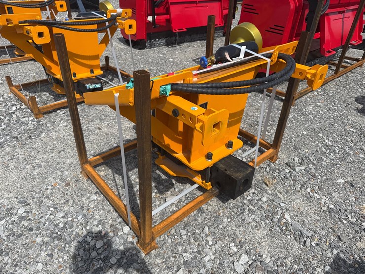 #2001-•-unused-future-sd680-skid-steer-pile-hammer-adzc680260581-inv#48824-image-2