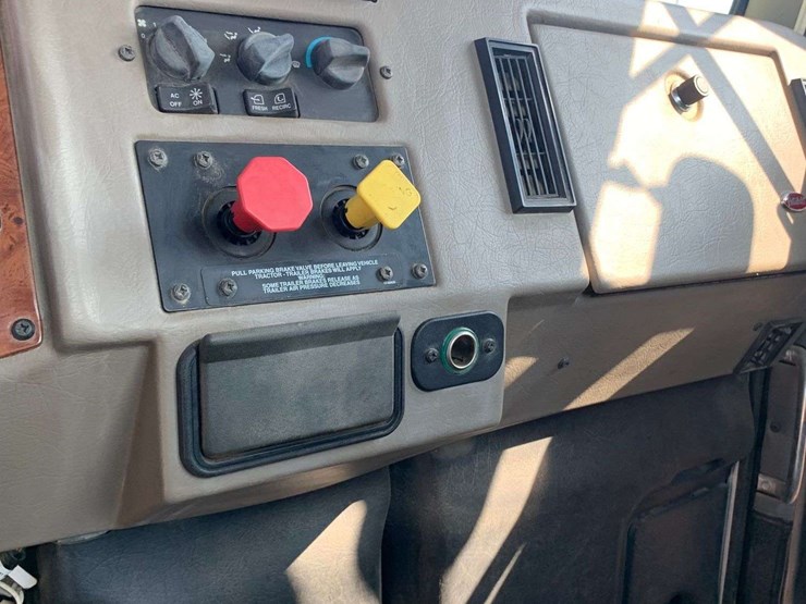 caterpillar-3126-image-14