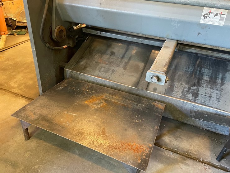 #1300-•-heller-10'-sheet-metal-shear-image-13