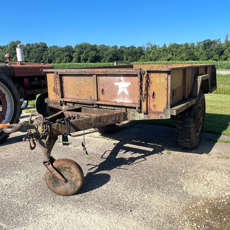 #2060 • 9-1/2' Army Trailer