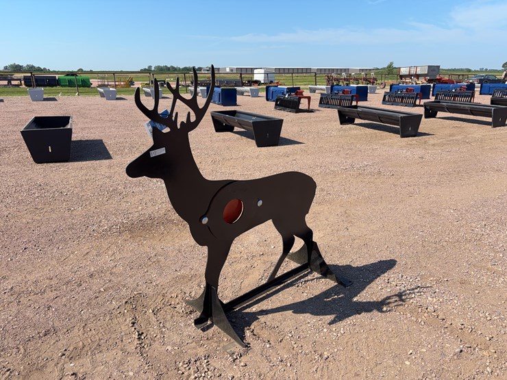 ar500-steel-deer-shooting-target-with-heart-flapper-image-2