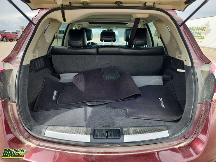 2011-nissan-murano-image-18