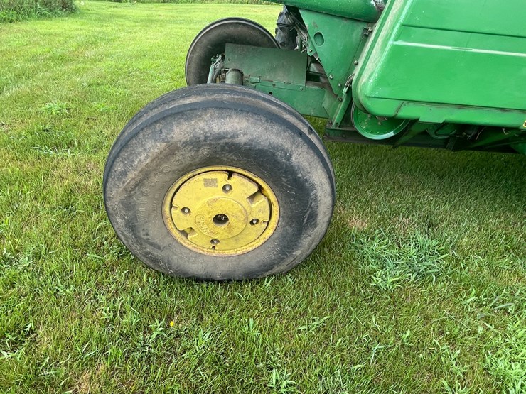 john-deere-4420-image-55