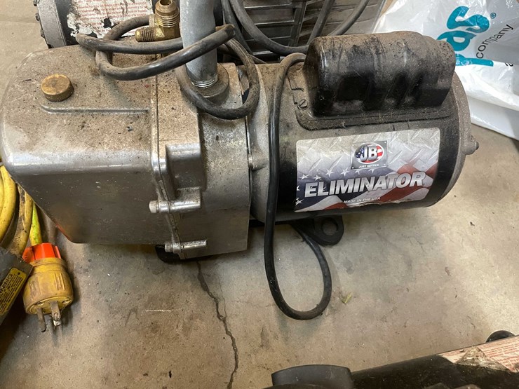 #4076-•-(3)-electric-compressor-pumps-image-4