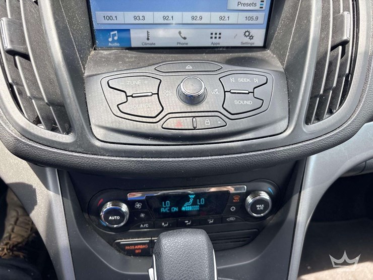 2016-ford-escape-image-17