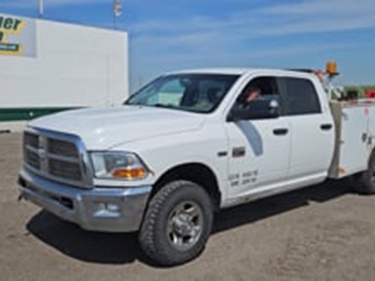 dodge-2500-image-5