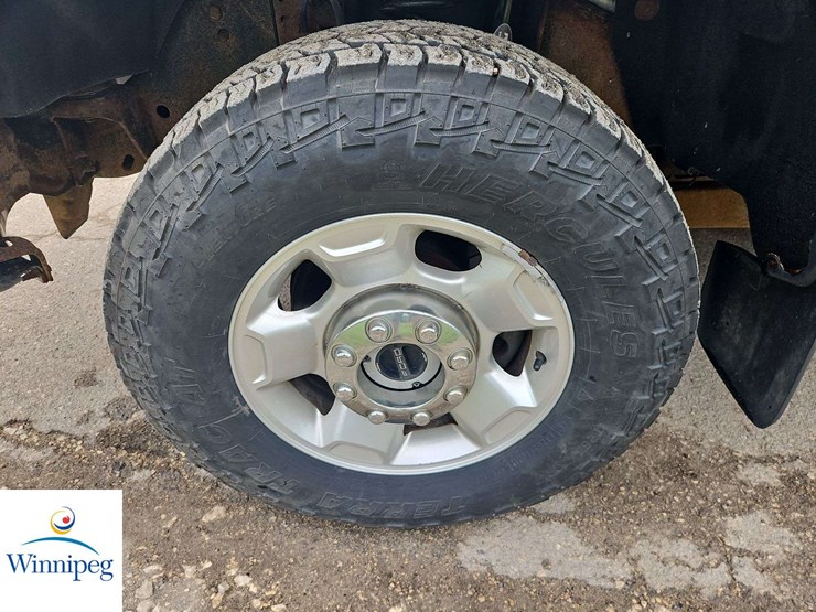2011-ford-f250-image-10