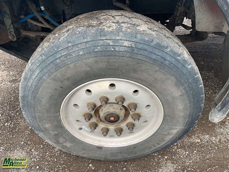 western-star-4900-image-9
