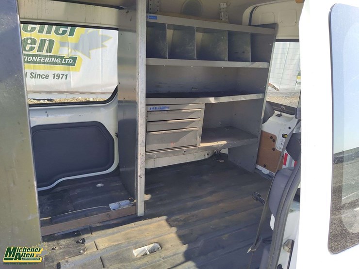 ford-transit-connect-image-23