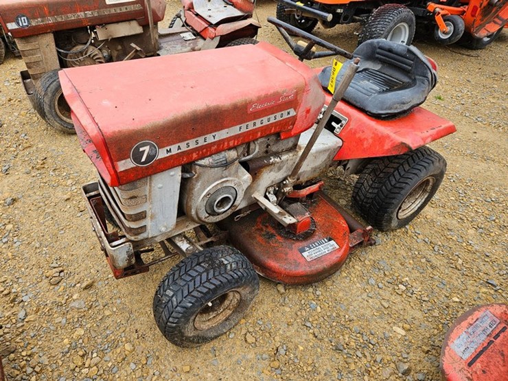 massey-ferguson-7-image-1