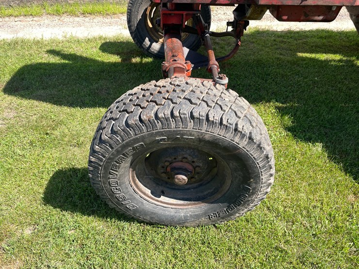 #1020-•-farmall-656-gas-tractor-(augusta,-wi)-image-28